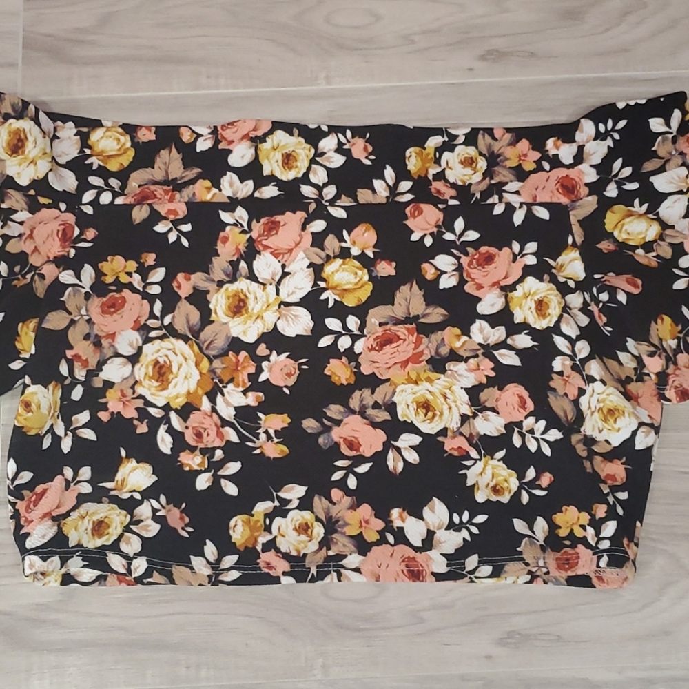 Flower crop top